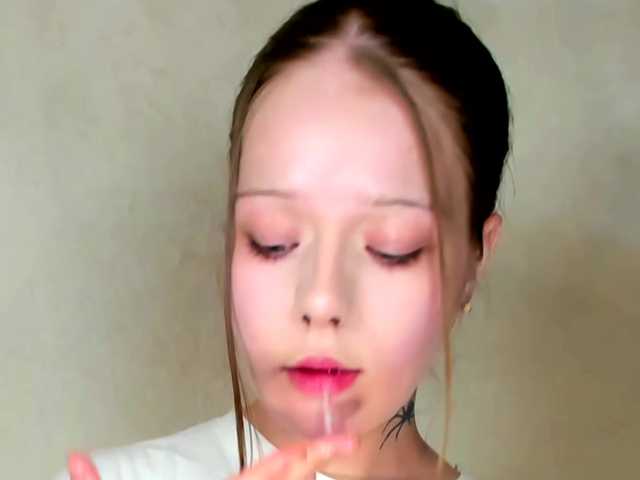 MelMooon live cam on BongaCams