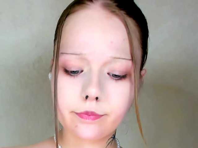 MelMooon live cam on BongaCams