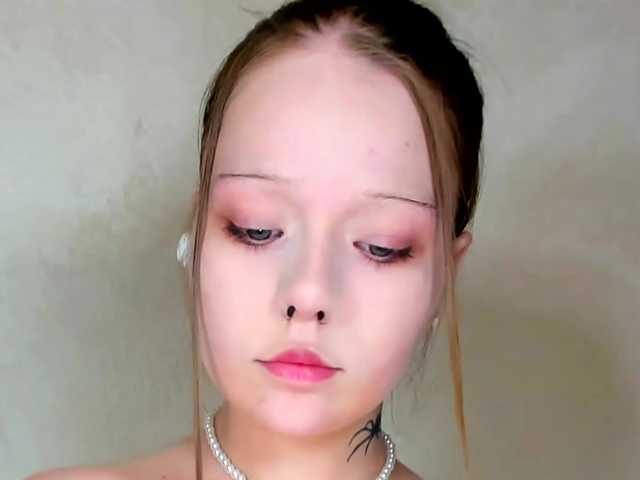 MelMooon live cam on BongaCams