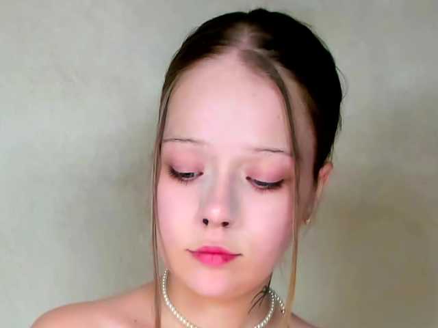 MelMooon live cam on BongaCams