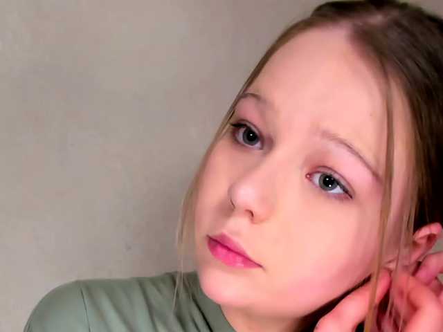 go to chat with MelMooon