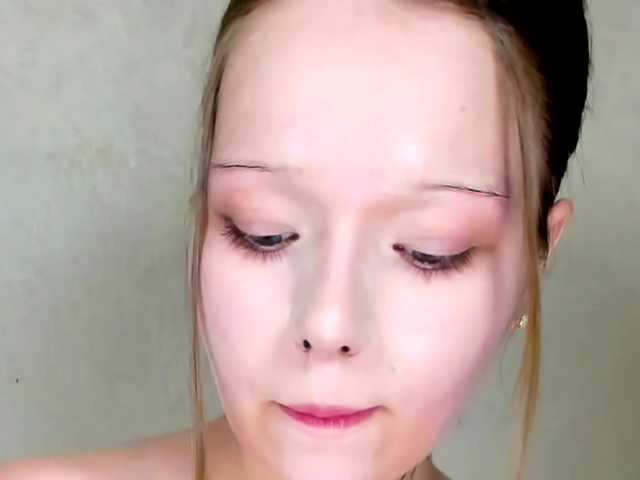 MelMooon live cam on BongaCams
