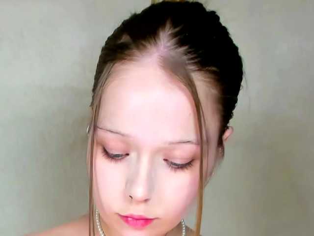 MelMooon live cam on BongaCams