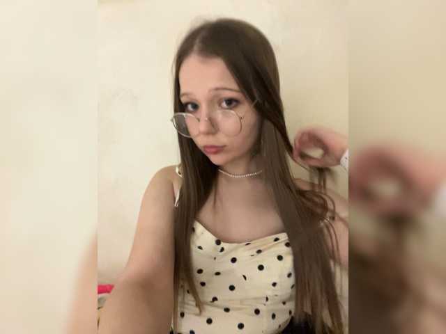 MelMooon live cam on BongaCams