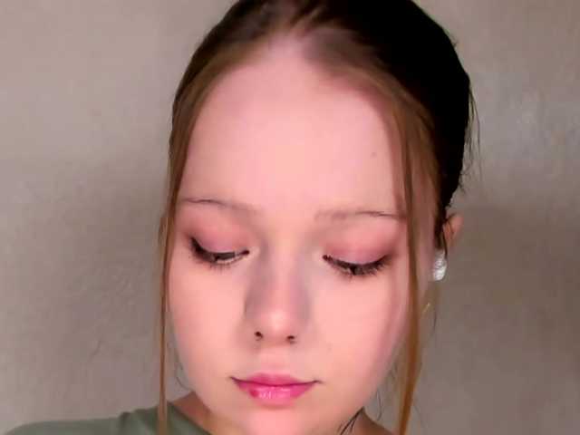 MelMooon live cam on BongaCams