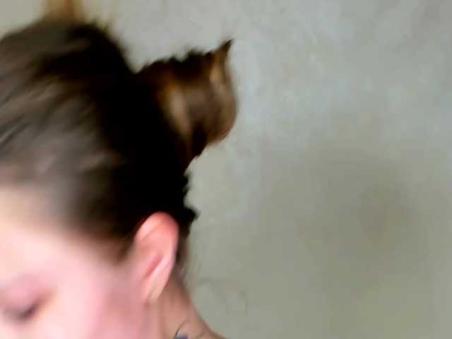 MelMooon live cam on BongaCams
