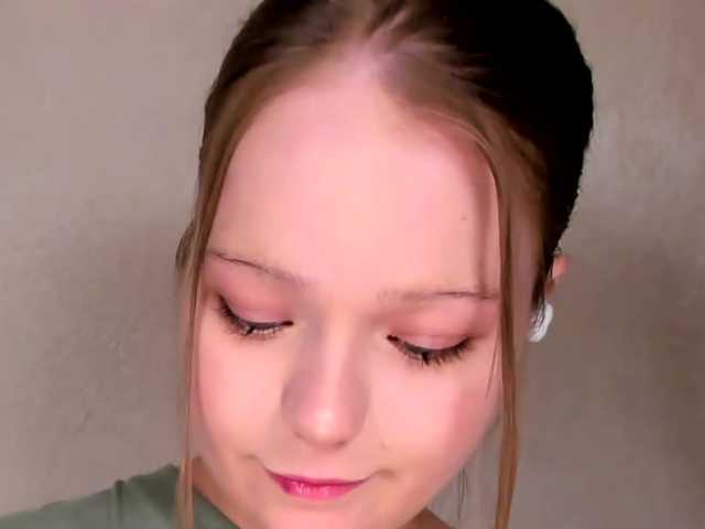 MelMooon live cam on BongaCams