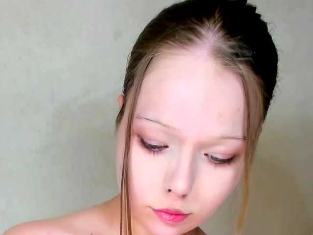 MelMooon live cam on BongaCams