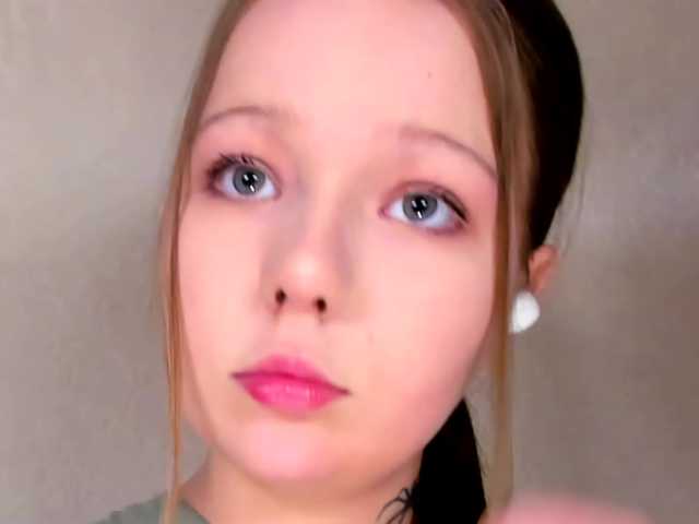 MelMooon live cam on BongaCams