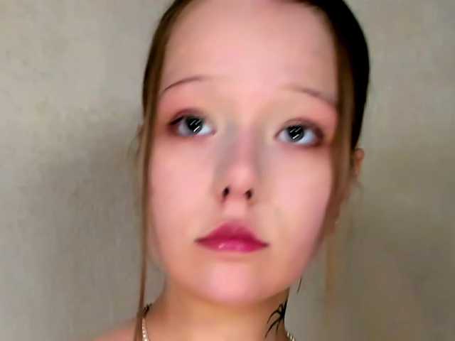 MelMooon live cam on BongaCams