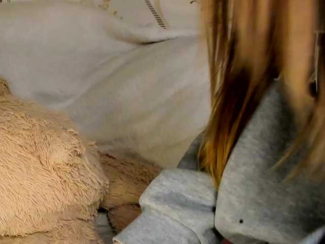 MelMooon's BongaCams show and profile