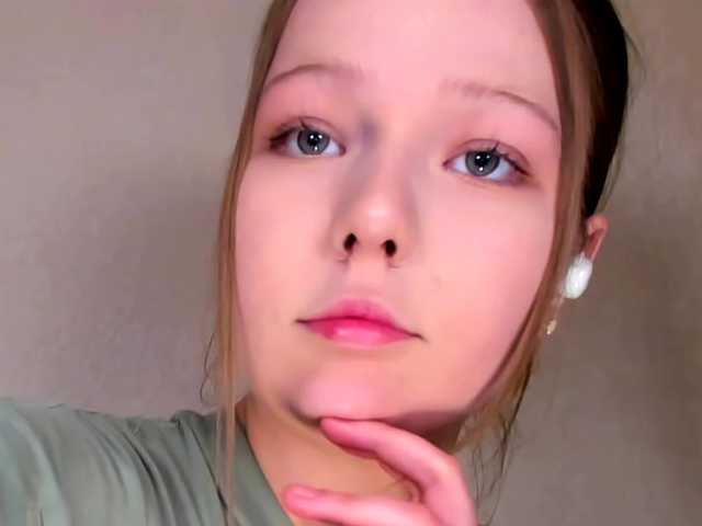 MelMooon live cam on BongaCams