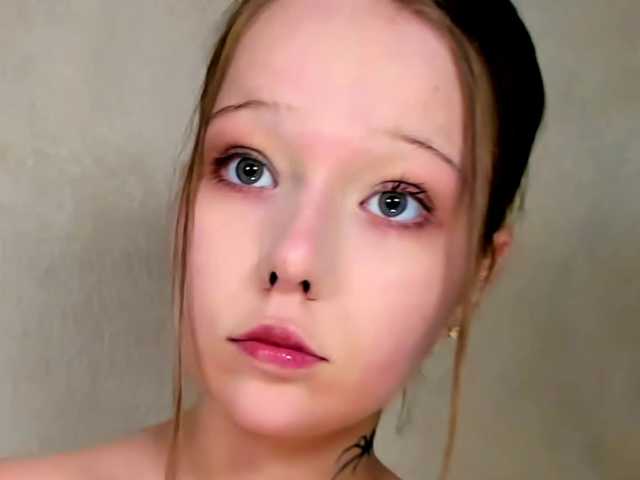 MelMooon live cam on BongaCams