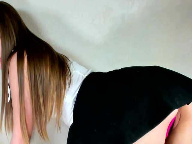MelMooon live cam on BongaCams