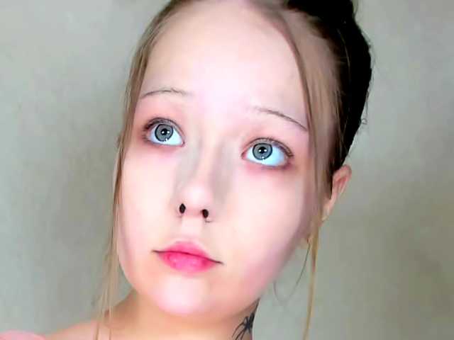 MelMooon live cam on BongaCams
