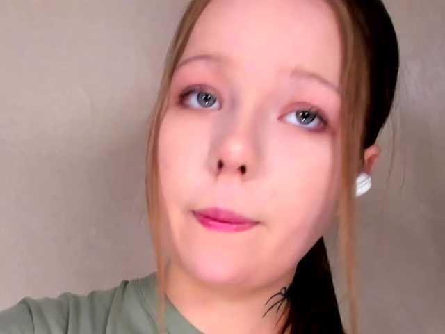 MelMooon live cam on BongaCams