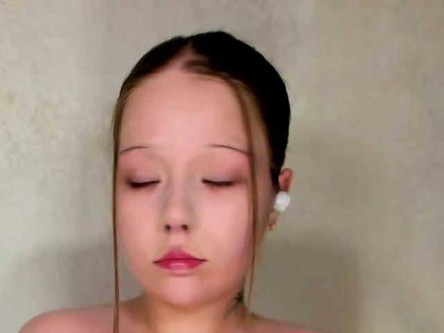 MelMooon live cam on BongaCams