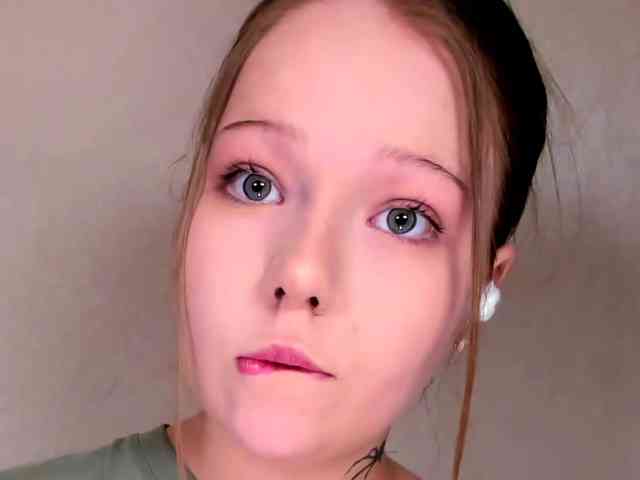 MelMooon webcam