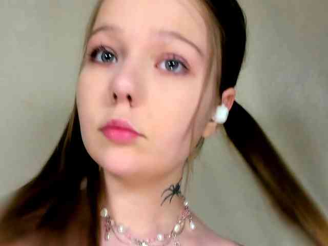 MelMooon webcam