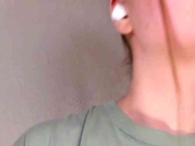 MelMooon Live Webcam on BongaCams