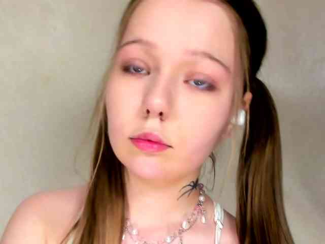 MelMooon webcam