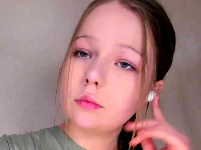 MelMooon webcam