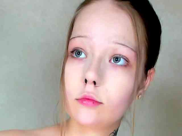 MelMooon webcam