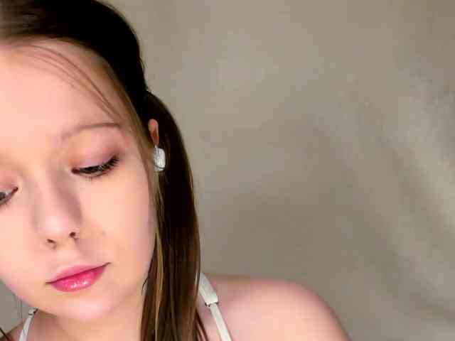 MelMooon webcam
