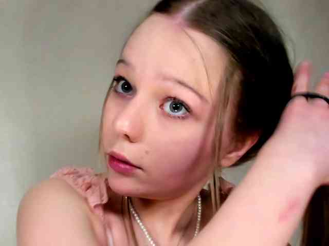 MelMooon webcam