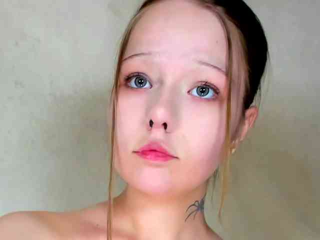 MelMooon webcam