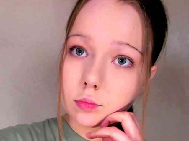 MelMooon webcam