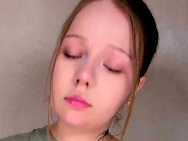 MelMooon webcam