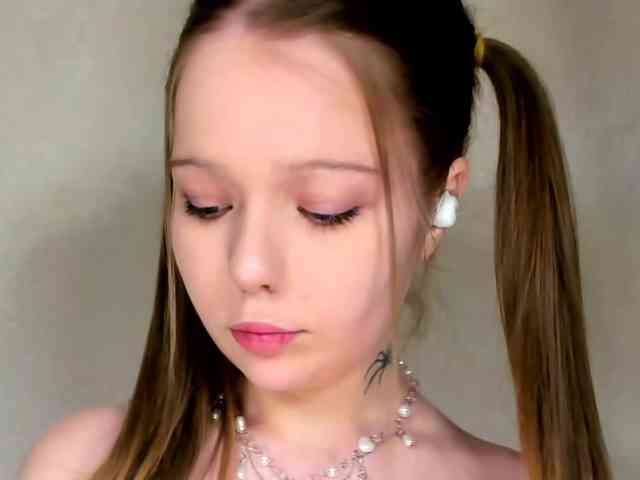 MelMooon webcam