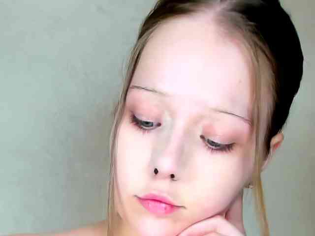 MelMooon webcam