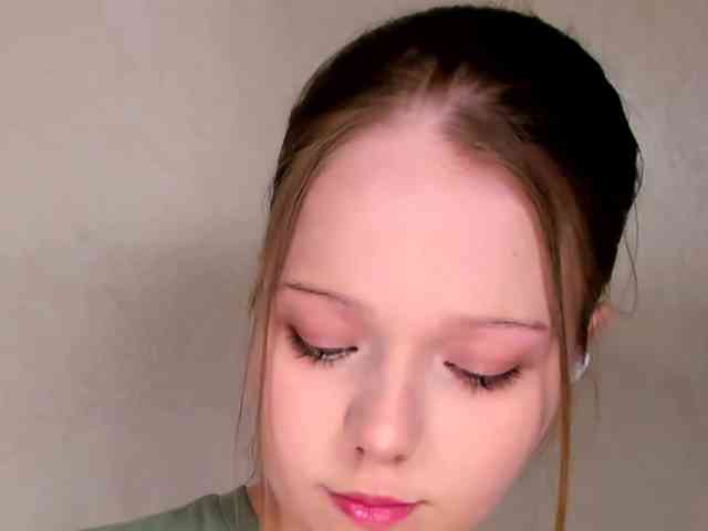 MelMooon webcam