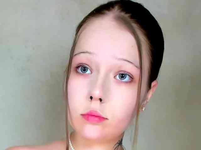 MelMooon webcam