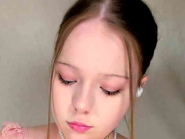MelMooon webcam
