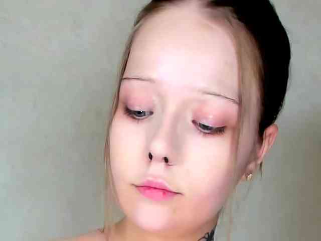 MelMooon webcam