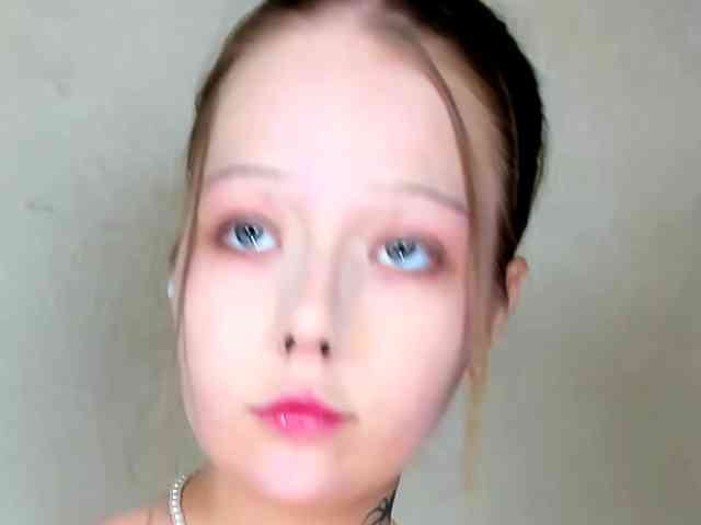 MelMooon webcam