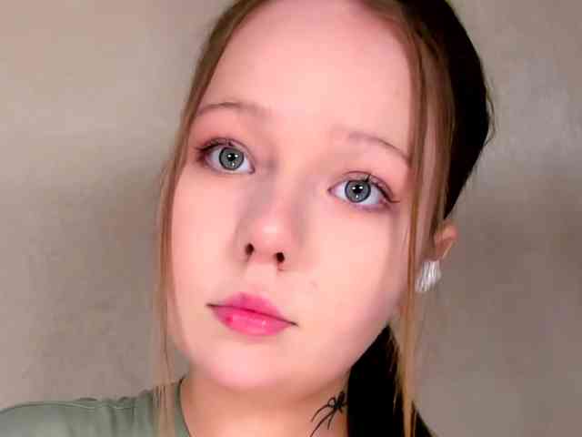 MelMooon webcam