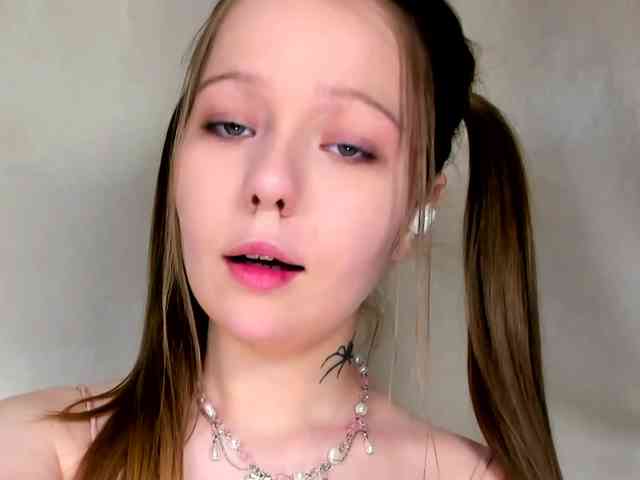 MelMooon webcam