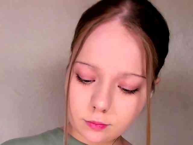 MelMooon webcam