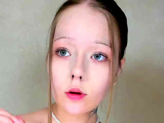 MelMooon webcam