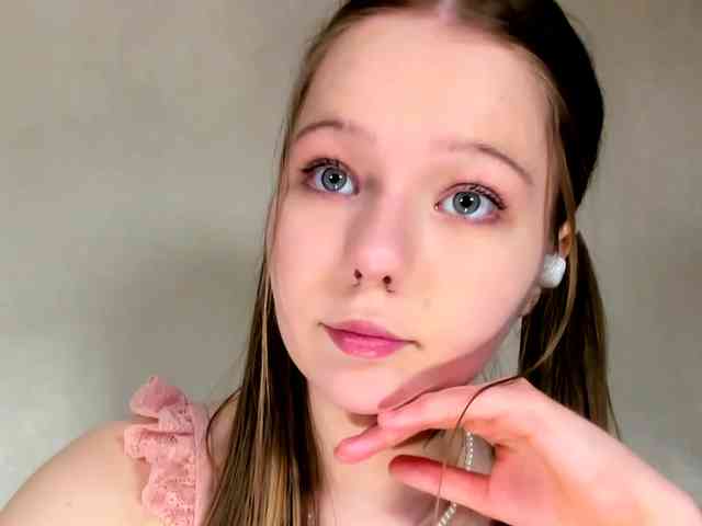 MelMooon webcam