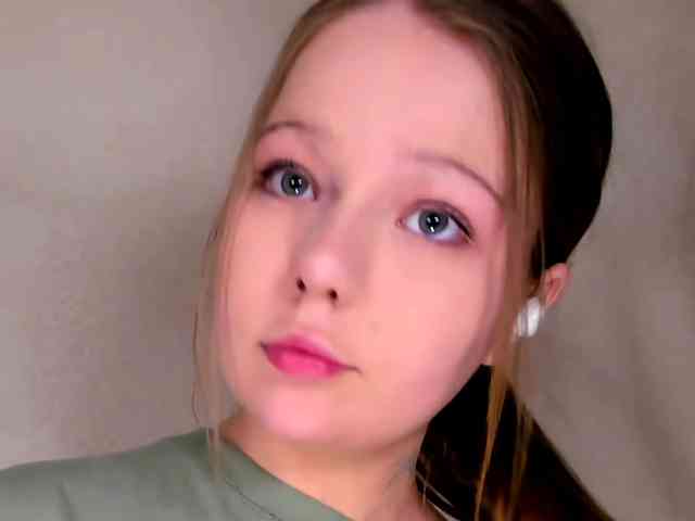 MelMooon webcam