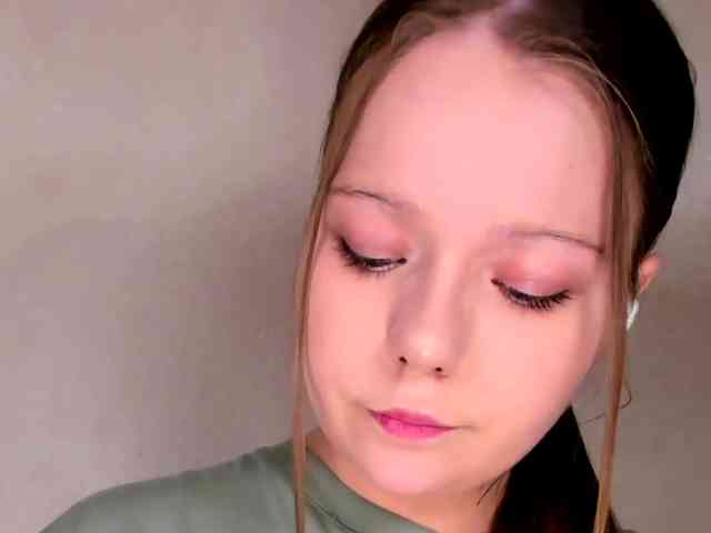 MelMooon webcam