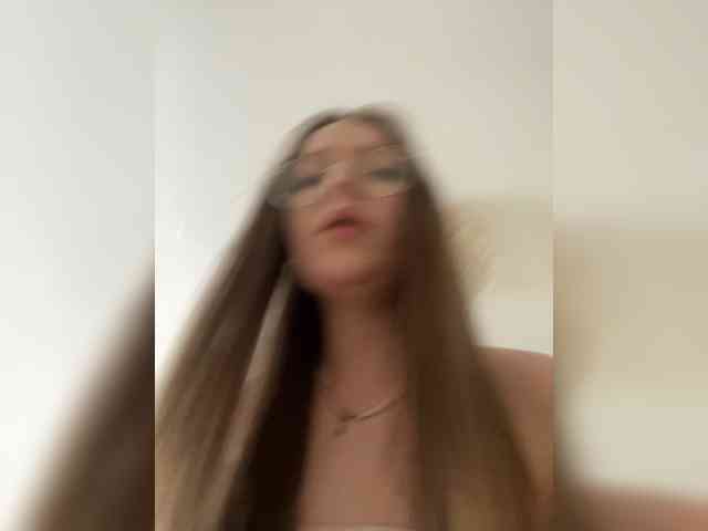 MelMooon webcam