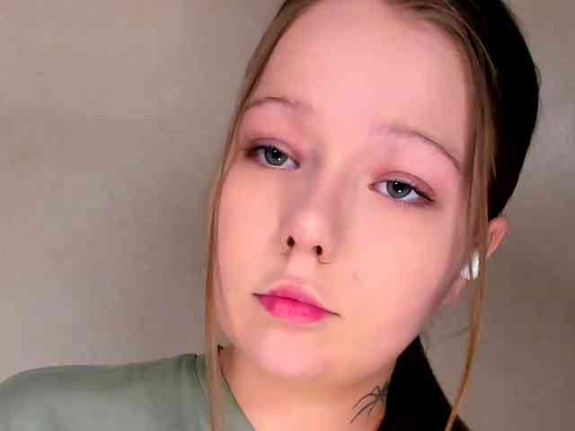 MelMooon webcam