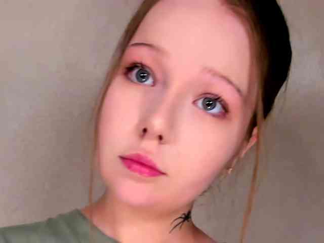 MelMooon webcam