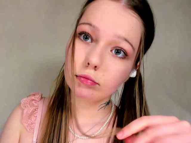 MelMooon webcam